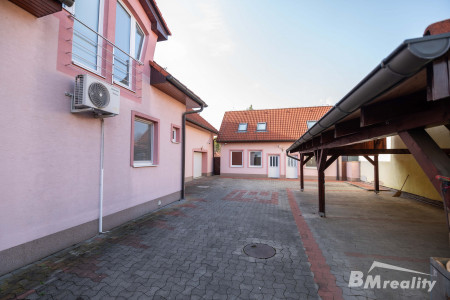 Rezervované - Nadštandardný, klimatizovaný 2 podlažný rodinný dom vhodný na bývanie aj podnikanie - 1LM_2165_8e45564dff8668c9596f965b7053d6a1