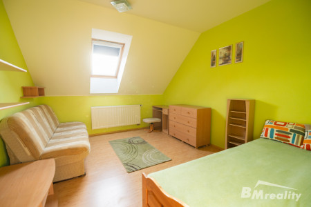 Rezervované - Nadštandardný, klimatizovaný 2 podlažný rodinný dom vhodný na bývanie aj podnikanie - 1LM_2270_93d981d65e0d4e2f75700b8ee15061e0