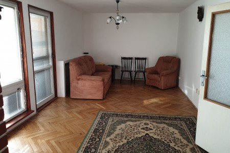 Na prenájom RD v lukratívnej lokalite centra mesta Levice - 20191006_163454_e532febf02faa655bfc069aa479d4fae