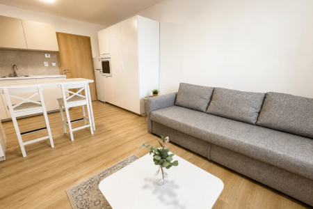 Na prenájom moderne zariadený byt - Zlaté Moravce - 321a518315608349776892fcb43ad3ed8af2444a262d2b792fee571a13cb6f83_df9b9d6e9e4a2844bb2aa0803cd8ff0e