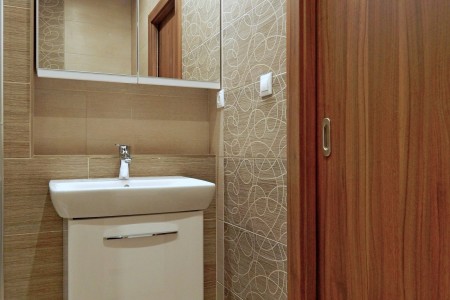 1 izbový byt po kompletnej rekonštrukcii v centre mesta - 51214619_2763382750338859_7820991049215508480_n_bbd4d1f0ae4db899af5095d631dc17f1