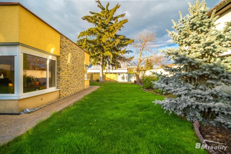 Exkluzívny rodinný dom v centre mesta - BM-REALITY-10_23e8ad9eb890ca0fd2216858dd92c706