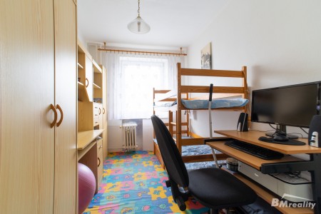 3 izbový byt s balkónom vo výbornej lokalite v Nitre časť Chrenová - BM-REALITY-2_a9a23995e56cb091a5b9ccaf704bd131