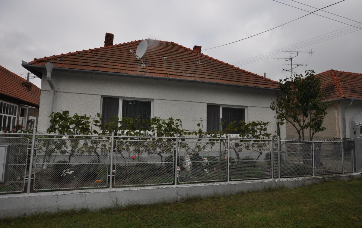 Na predaj rodinný dom s veľkým pozemkom 