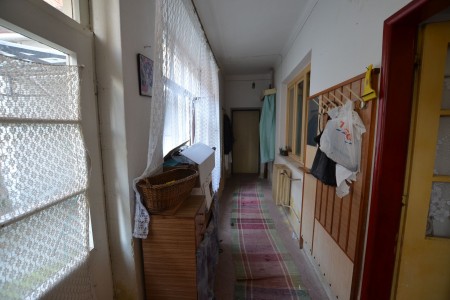 Na predaj rodinný dom vhodný aj na podnikateľské účely v centre mesta Levice - DSC_0484_a18354bedb378d47150a01b4a23dac67