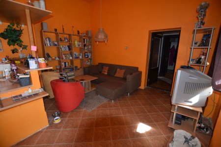 Na predaj rodinný dom vhodný aj na podnikateľské účely v centre mesta Levice - DSC_0502_ea2eb1629ba8bc53e40f7cddf6c5c0d8