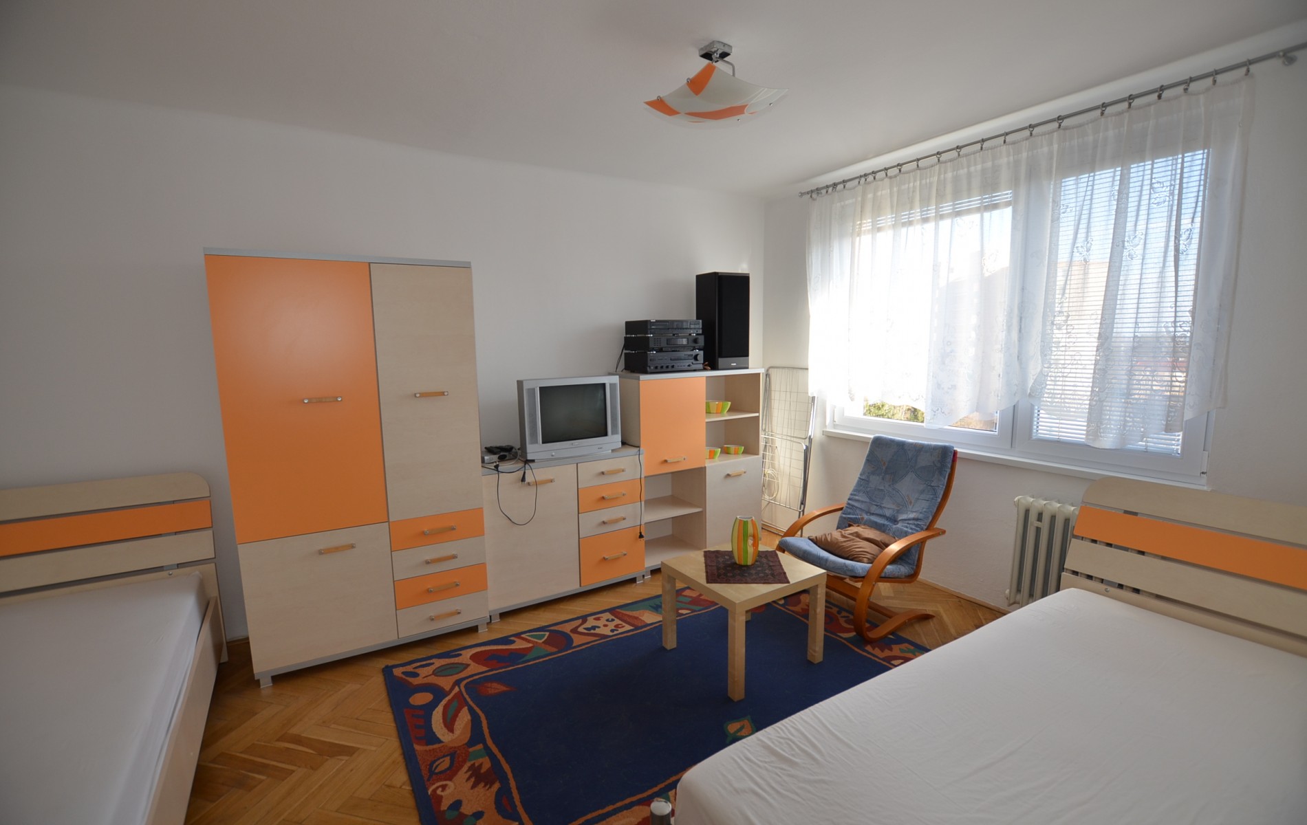 Na prenájom 1 izbový zariadený byt v centre mesta