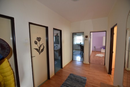 Na predaj dvojgeneračný rodinný dom na Lipníku - DSC_2546_5676c30d5004aa3969391e0889bf7435