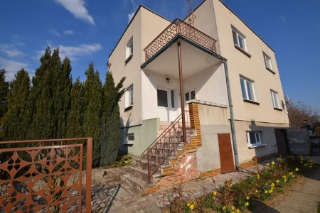 Na predaj dvojgeneračný rodinný dom na Lipníku - DSC_2558_ecdd6585d29b92a572f6372703181f87