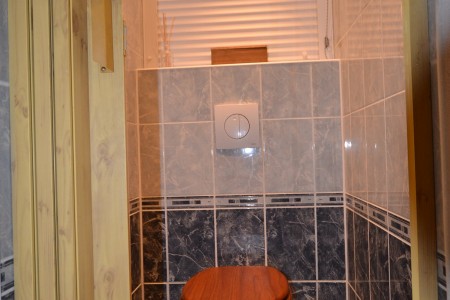 Na predaj 2 izbový byt s balkónom v lukratívnej časti mesta - DSC_2861_ccdf7112e69d8f241db2866ba8ecff2e