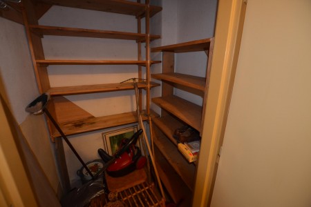 Na predaj 2 izbový byt s balkónom v dobrej lokalite - DSC_2959_33a7a62cc42265c22e94c52a882ce892