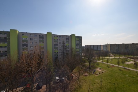 Na predaj zrekonštruovaný 4 izbový byt, zariadený v provensálksom štýle v Trnave - DSC_4703_b9f0d3b9d939dee1e671adbebcaf3ed1