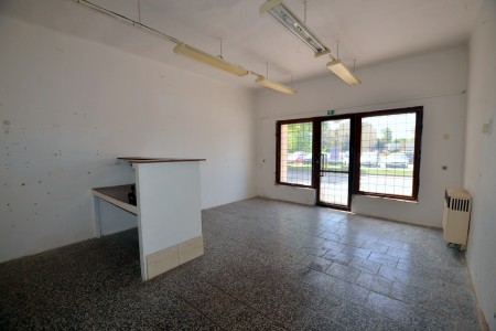 Na predaj budova vhodná na podnikateľské účely v centre mesta  - Nová výhodná cena - DSC_4777_9f5264c4124e04733114ea4209d81543
