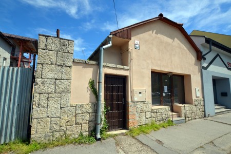 Na predaj budova vhodná na podnikateľské účely v centre mesta  - Nová výhodná cena - DSC_4790_aa90bdcfaa090037e00daad216fb6655