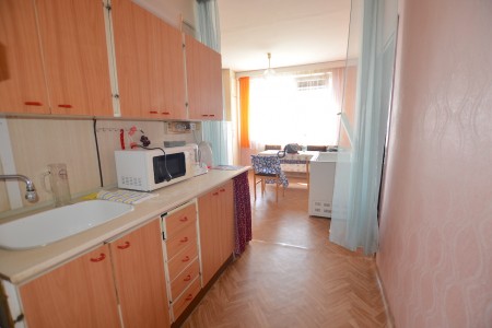 Na predaj veľký 3 izbový byt s balkónom na ul. Z. Nejedlého - DSC_5123_caed4dd5155287e2f3dada584420eafe