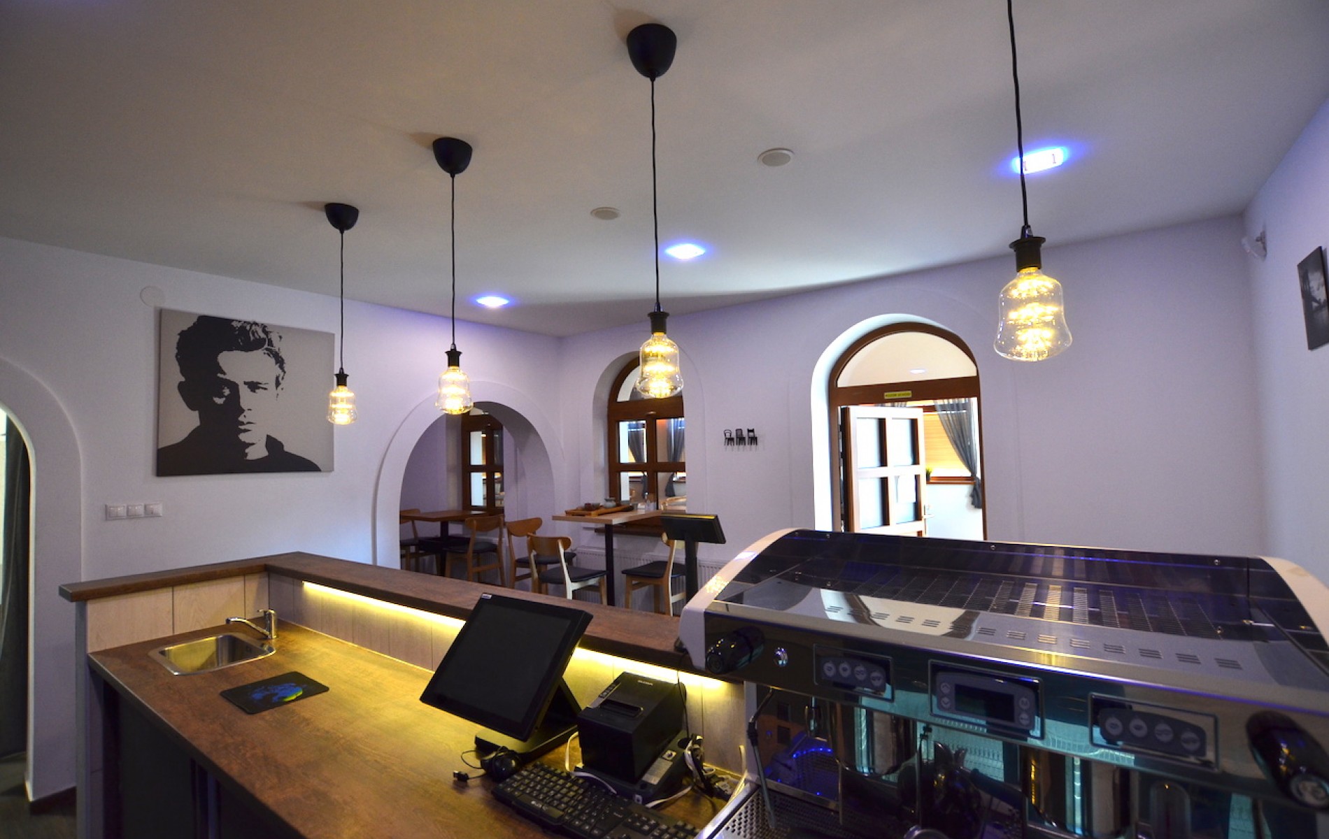 Podnikateľský objekt v Tekovských Lužanoch