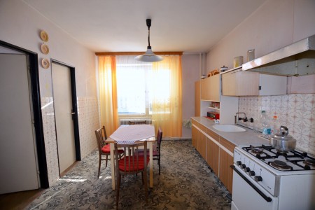 Na predaj rodinný dom v Leviciach  - DSC_5660_24f87600be014e31ebed24f516969e14