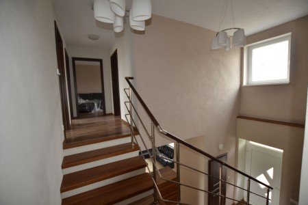 Na prenájom rodinný dom v centre mesta - DSC_6673_3d9f2c0dd9cebbae275d2b9dc1f6b088