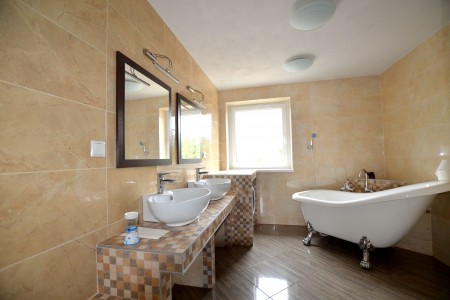 Na prenájom rodinný dom v centre mesta - DSC_6677_94d0629b1b7cef0a4483eaf83d8b1c0e