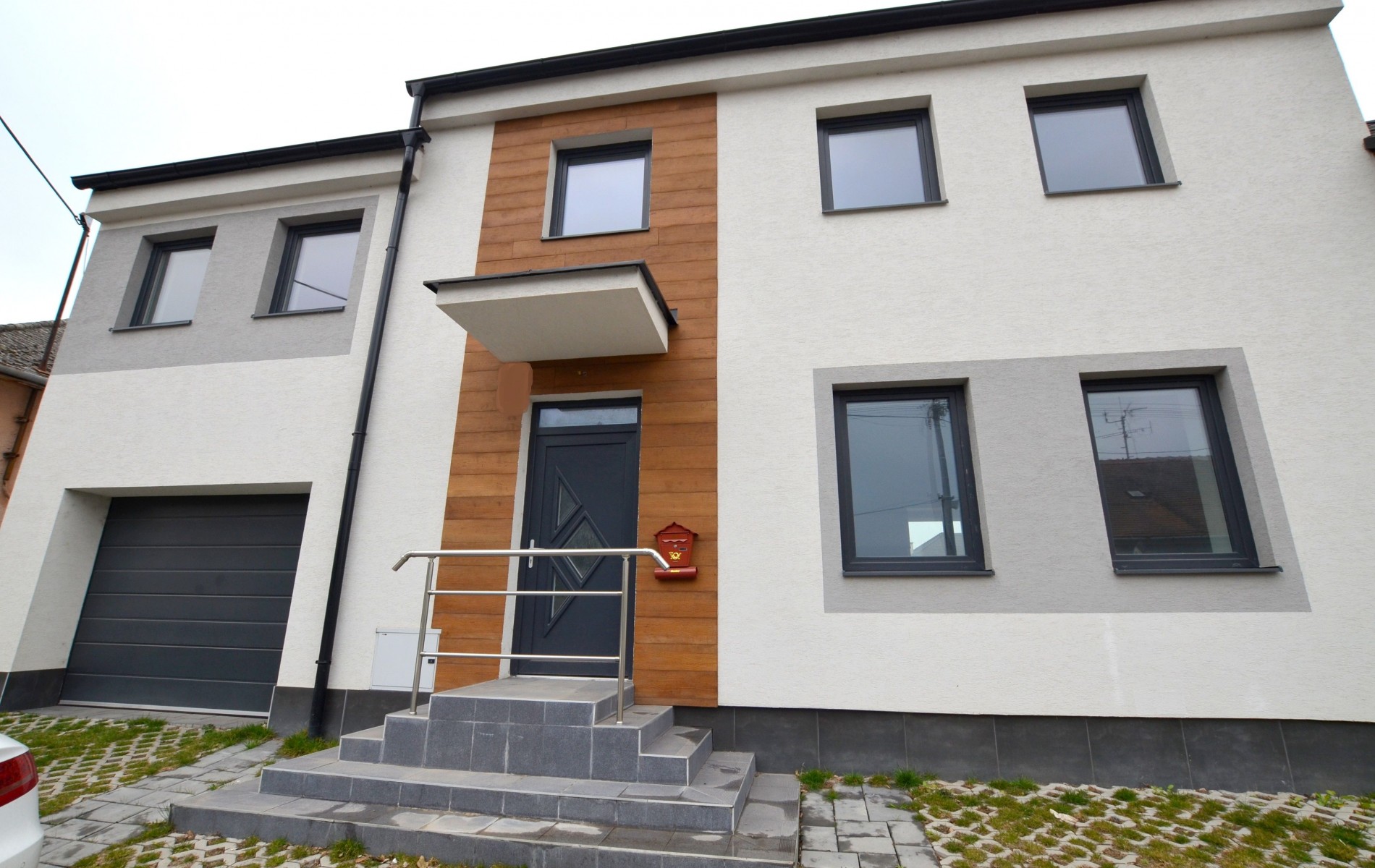 Na prenájom rodinný dom v centre mesta