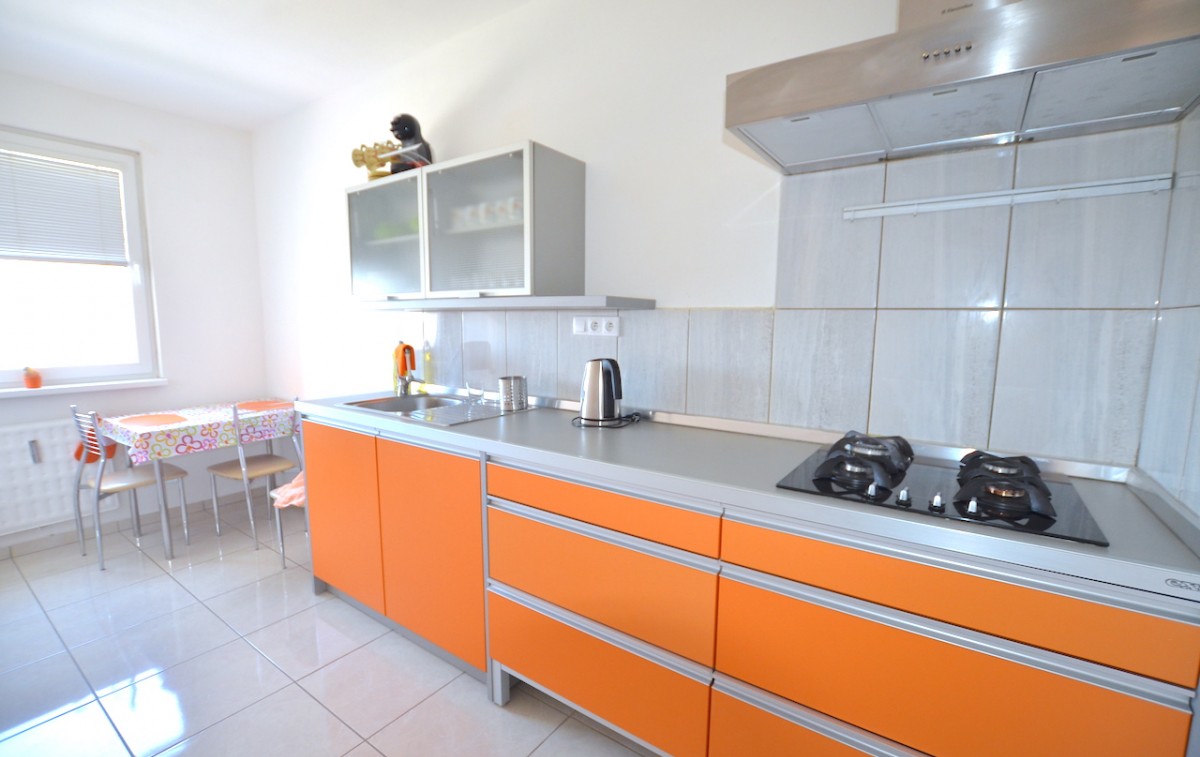 3 izbový byt s balkónom na sídlisku Vinohrady