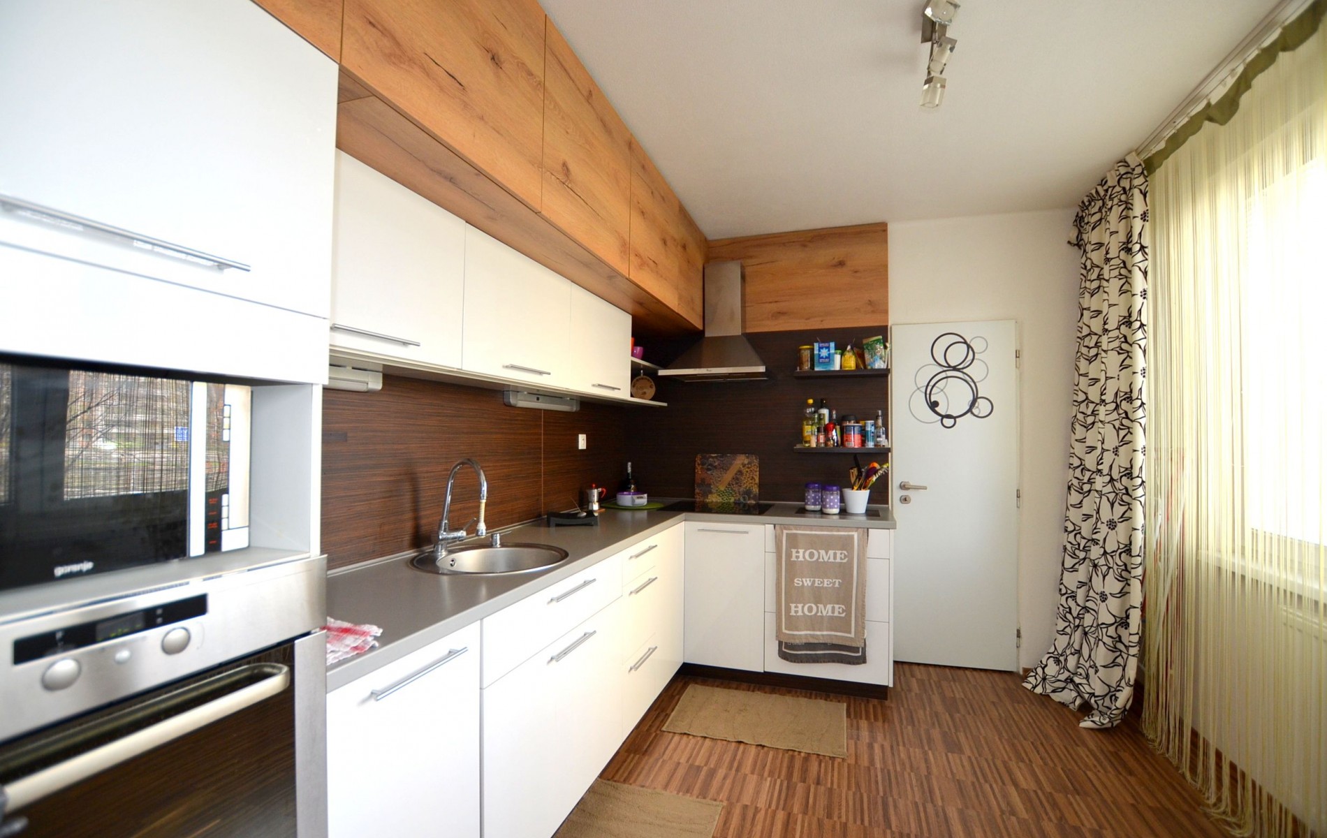 Na prenájom veľký 2 izbový byt na ulici M.R.Štefánika