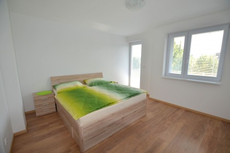 Na prenájom veľký 3 izbový byt v novostavbe na Vojenskej ulici - DSC_7259_21bf6919846ae37500d212ea2c8561d0