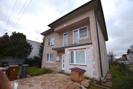 Na predaj rodinný dom v tichej časti mesta Levice - DSC_7606_9af8f2f392005586c5289d09495524c6