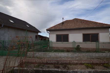 Rodinný dom v tichej časti obce Jur nad Hronom - DSC_8949_fc0715de3bdeed3959163c3d53fa39b4