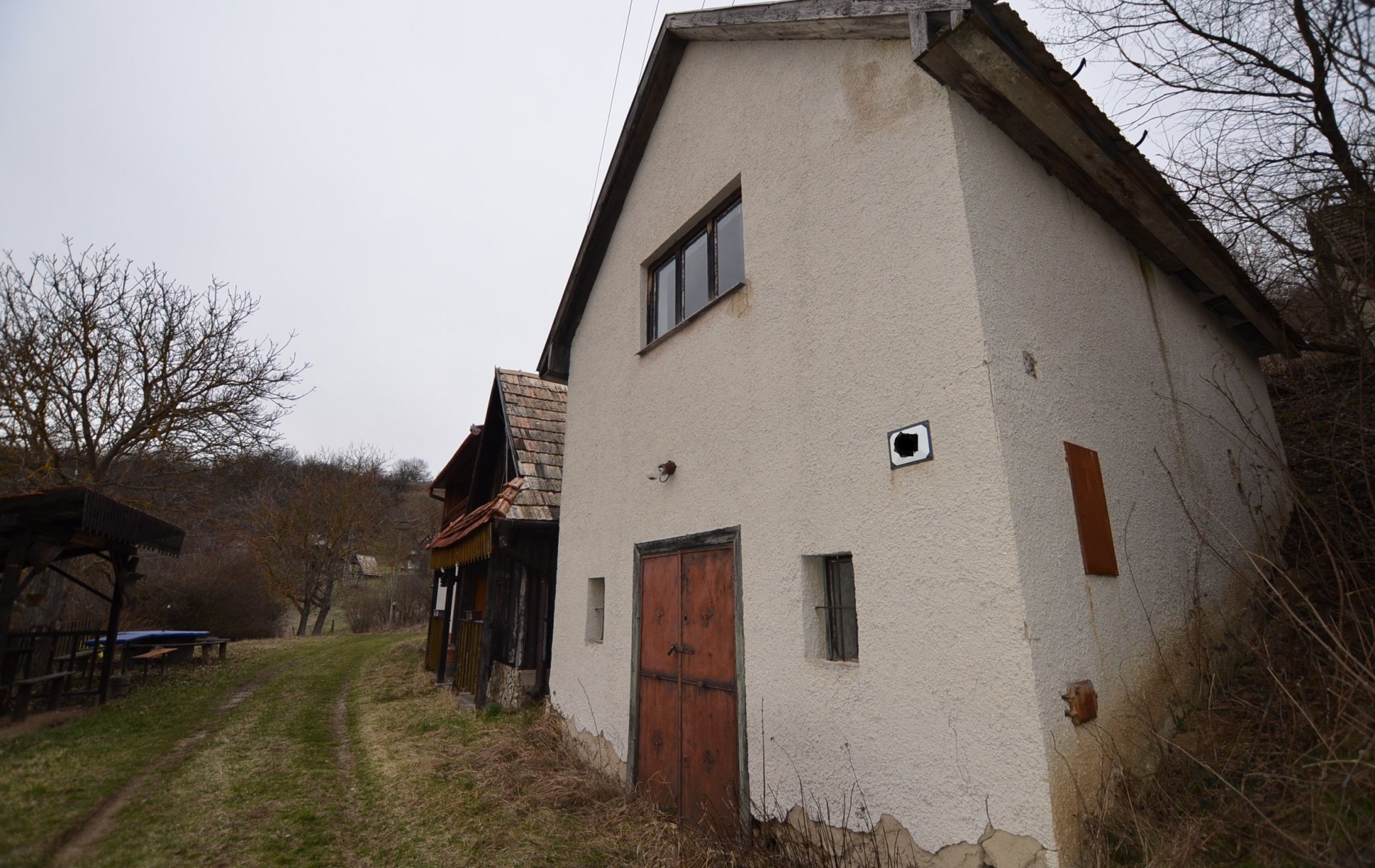 Na predaj viničný dom v obci Slatina