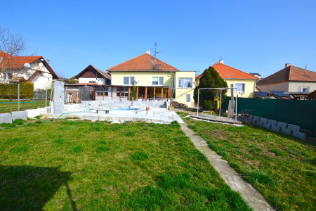 Rodinný dom v Leviciach časť Krížny vrch, Rezervované - DSC_9483_4a892c063b00bb042407435804e918eb