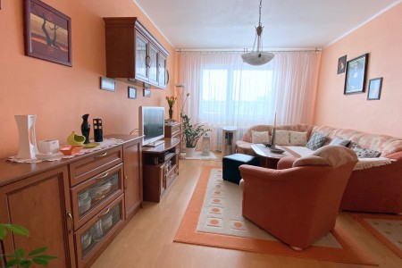Na predaj slnečný 3 izbový byt s lodžiou Rezervované - IMG-3429_697b52ec3b8daef9a6ccebb5538306ab