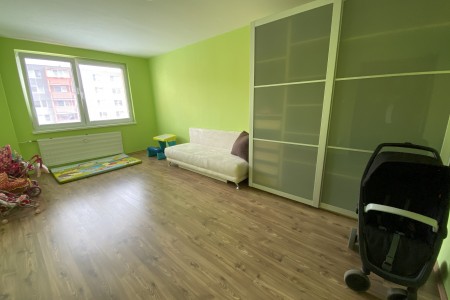 Na prenájom zrekonštruovaný a zariadený 3 izbový byt - IMG_0087_b692be59f4d0ce7df89c26aa6069ee9e