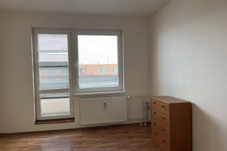 Na prenájom 1 izbový byt s balkónom na ulici Kpt. J. Nálepku - IMG_0179_2bc06fc8321a25fce1b1bb1ce2a9a0dd