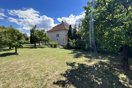 Rodinný dom s veľkým pozemkom v Janíkovciach mestská časť Nitra - IMG_0227_89bc281ea9f4b7c9ece522109ac7a07f