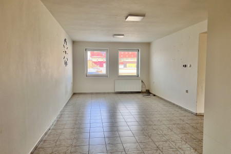 Na prenájom podkrovný byt v centre mesta - IMG_0310_acaf3fb3435f8fdcc33b680eff72bffa