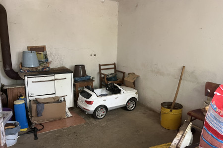 Na predaj rodinný dom v obci Čajkov, okr. Levice - IMG_0374_472af8c78e906de9adcff5cf44b00554