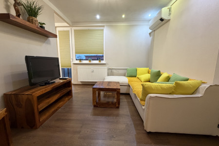  Na prenájom útulný, kompletne zrekonštruovaný 2-izbový byt s balkónom - IMG_0923_15a359f0a60a838e4d2f5fd9c122808d