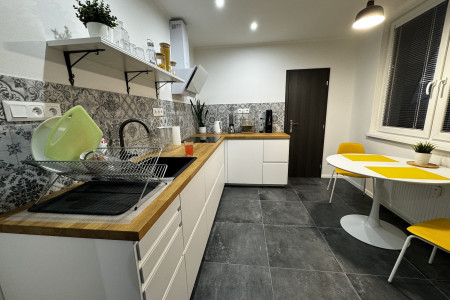 Na prenájom veľký zariadený 2 izbový byt - IMG_1559_c4df3fe33f38a5528c9d7bd25a4d86ed