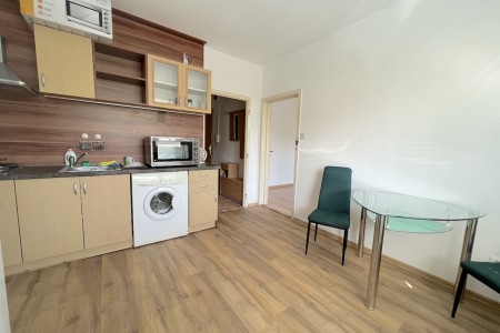 Na prenájom zariadený 1 izbový byt na Mochovskej ulici, Levice - IMG_1728_3714a01ce6106ebd9d20468e785feaaf