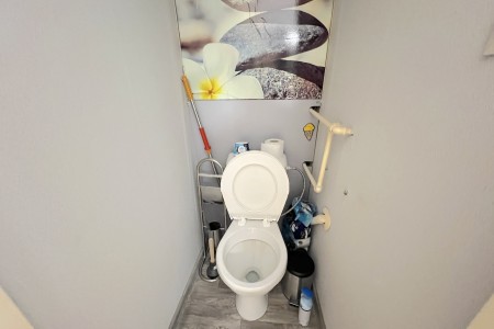 Na prenájom zariadený 1 izbový byt na Mochovskej ulici, Levice - IMG_1730_17cde40067ba68d067ebcff07f3b3d0b