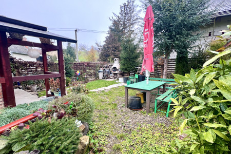 Viničný dom s krásne upraveným pozemkom v tichej časti mesta Levice - IMG_2275_5515d6a70c877a5607f01e69b549414e