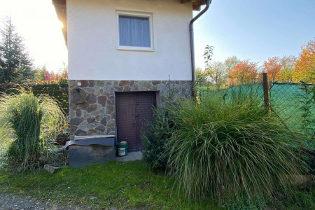 Viničný dom s krásne upraveným pozemkom v tichej časti mesta Levice - IMG_2300_b908dbea123a2569b87a2de4ccc71f4b