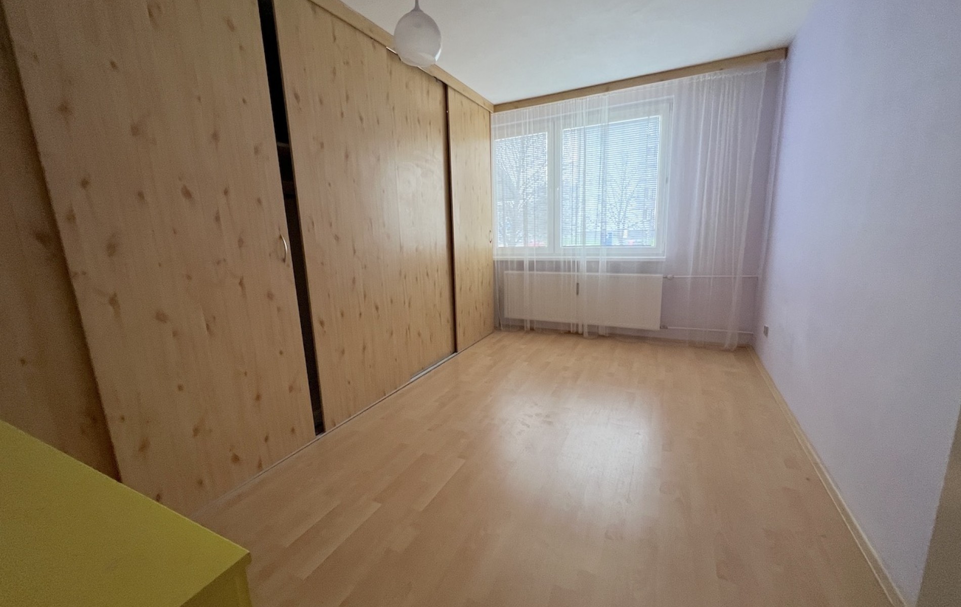 Prenájom veľkého 3 izbového bytu v dobrej lokalite