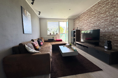 Na prenájom pekný, útulný 3 izbový byt v Hontianskej Vrbici - IMG_2342_6e02ffdd08c043f7e48441e9df1460ff