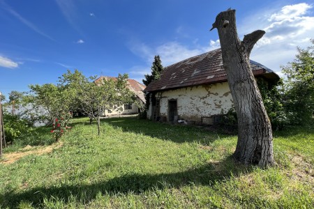 Rezerovavané, Rodinný dom vhodný na trvalé bývanie ale aj ako víkendový dom - IMG_2462_dc27e382b92a94690abe9f2984f1aad7