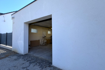 SKLADOVÝ PRIESTOR / GARÁŽ 80 m² – LEVICE, NOVÁ OSADA - IMG_2693_3a674ac38ad59a29508babc40c9b6548