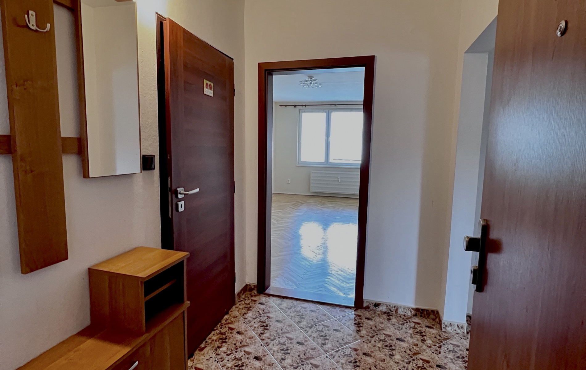 Veľký 2 izbový byt priamo v centre - P.O.Hviezdoslava 