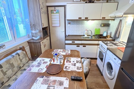 Rezervovaný, 4-izbový byt s balkónom po rekonštrukcii Nová cena!  - IMG_2788_b3e872c8a224974ca12bf28c5edfe240