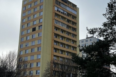 3 izbový byt v dobrej lokalite s dvomi balkónmi - IMG_3348_f5c5ca2b8d598e0e048eb9ee38563682